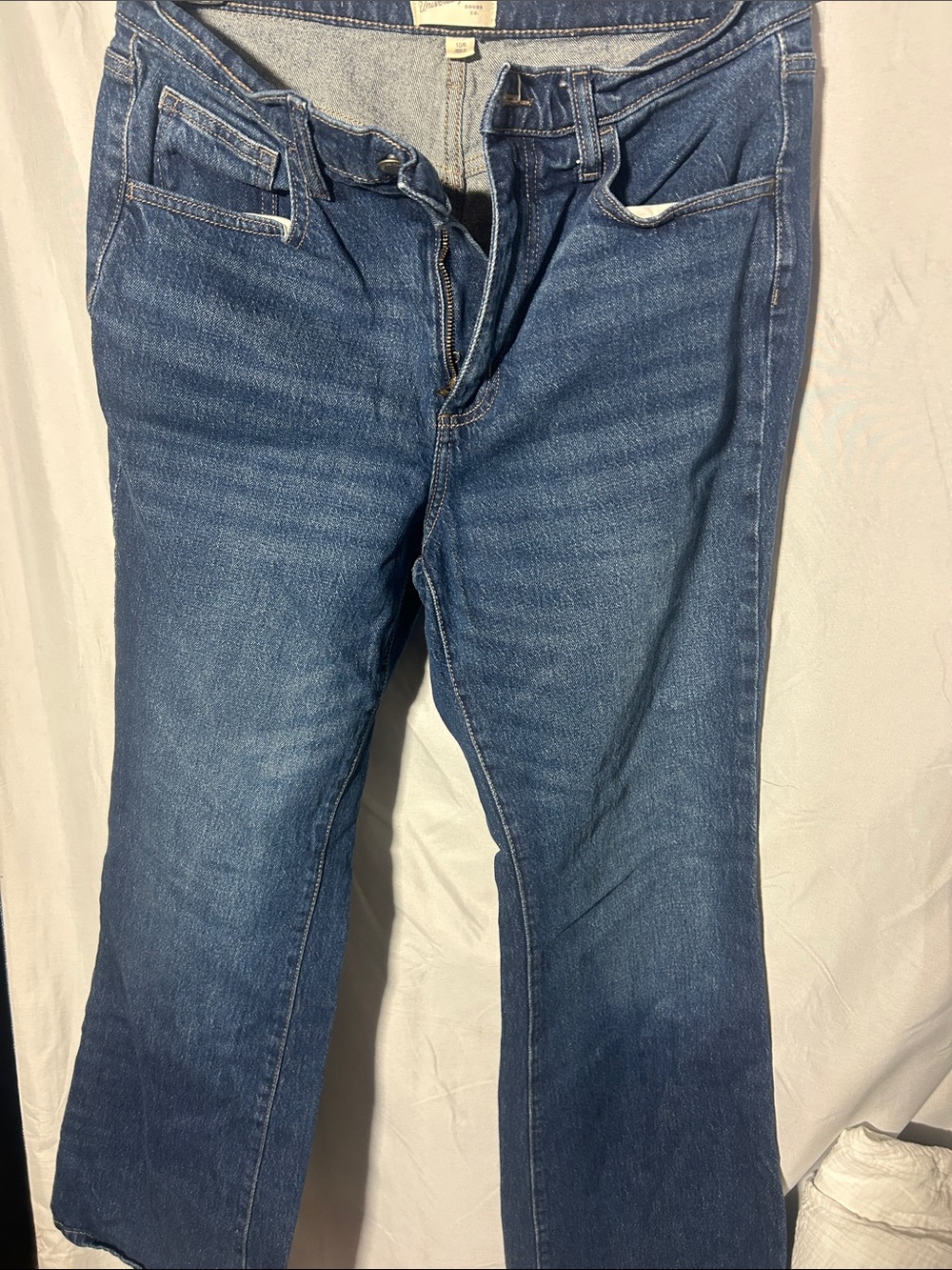 Universal Thread Women's Medium Blue Bootcut Jeans